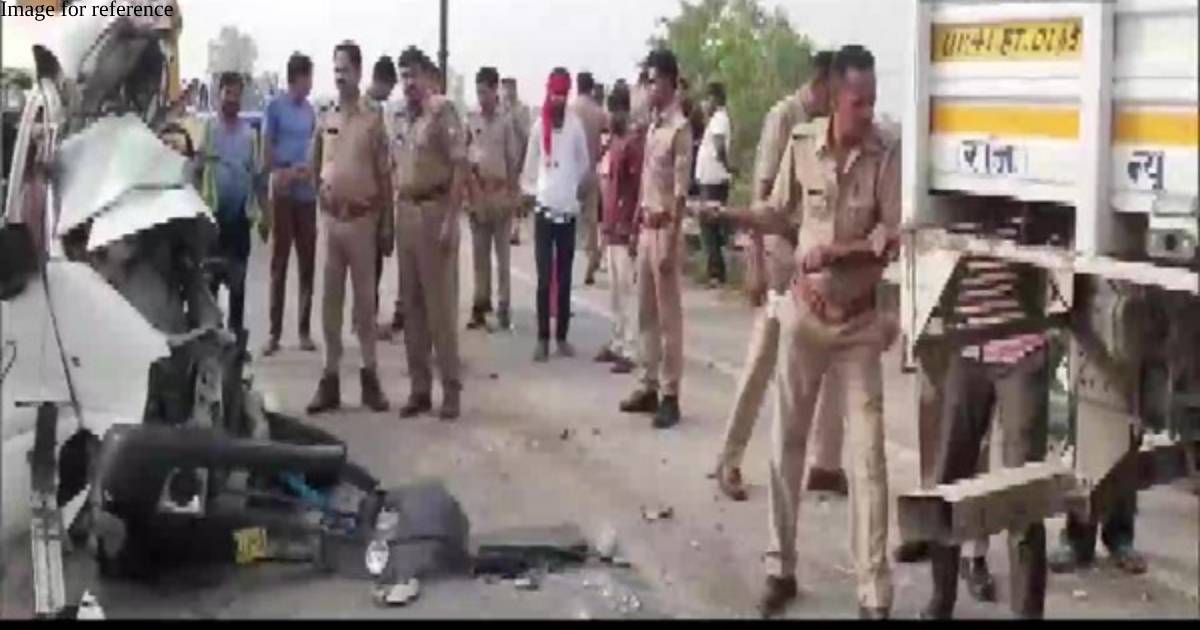 UP: Seven members of family die in collision between ambulance, canter vehicle in Bareilly